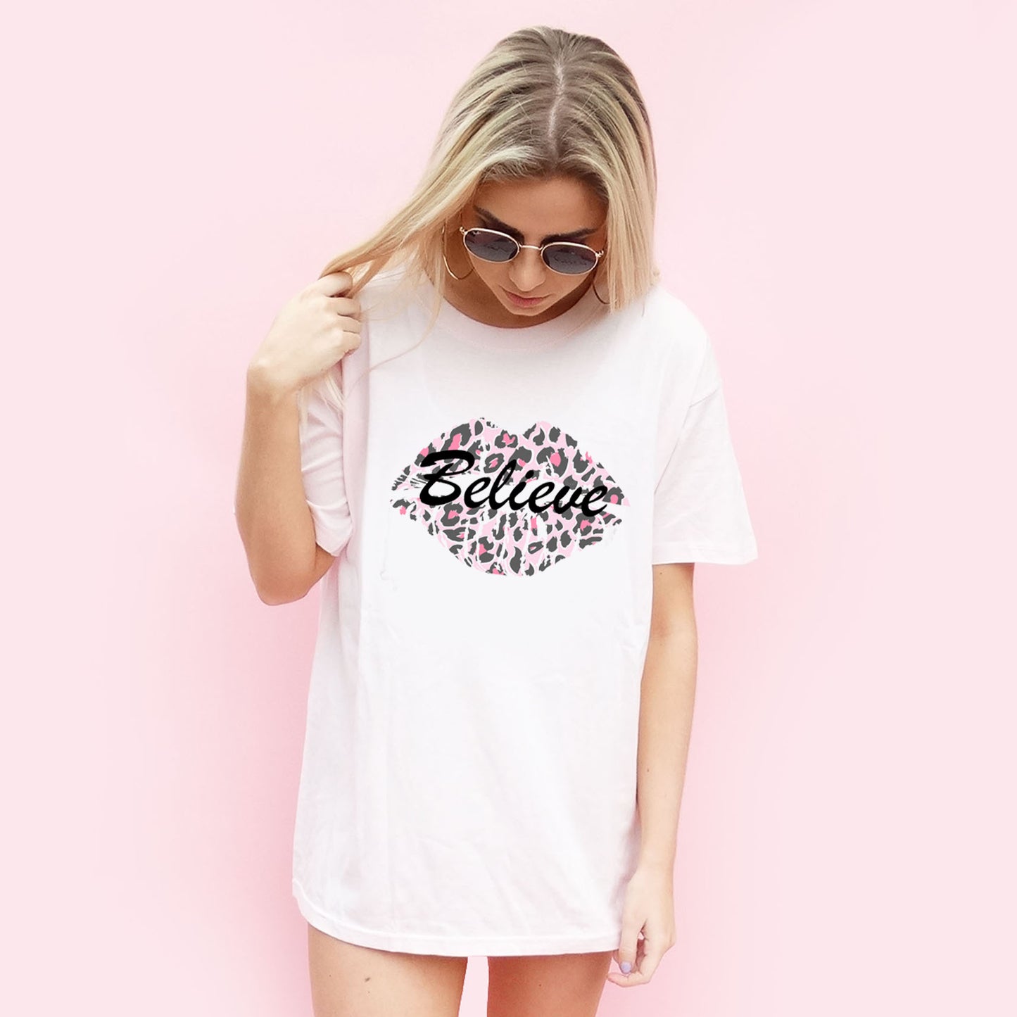 Believe Pink Leopard Lip Motif Print Tshirt In White