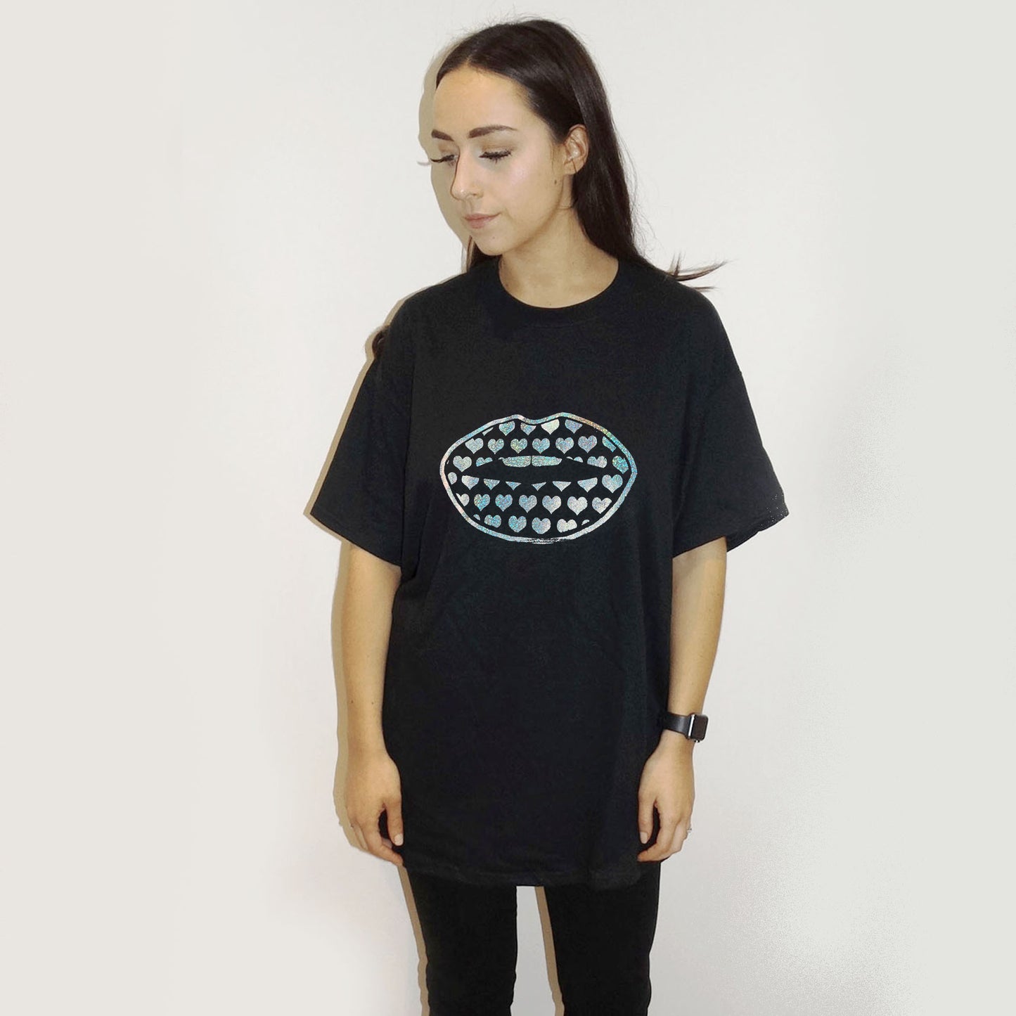 Silver Holographic Heart Lip Print Outline Tshirt In Black