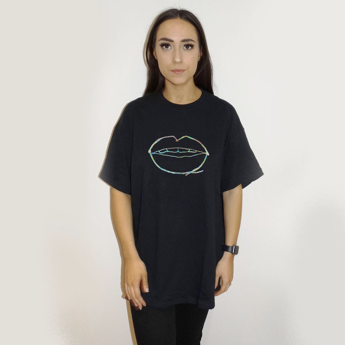 Silver Holographic Lip Outline Print Tshirt In Black